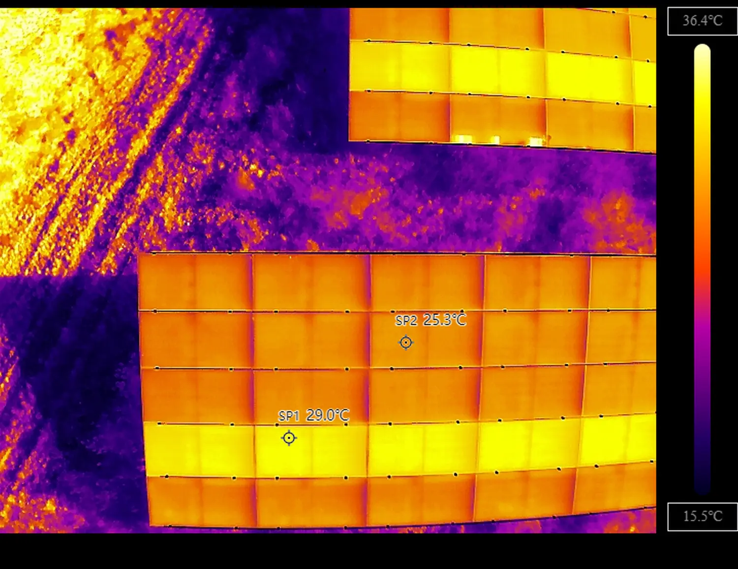 Drohnenblick, Thermografie einer Solaranlage