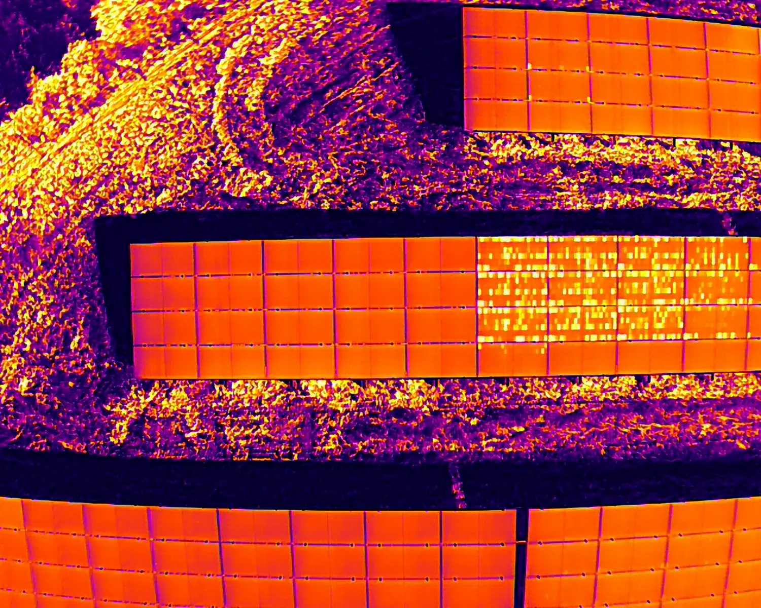 Drohnenblick, Thermografie einer Solaranlage