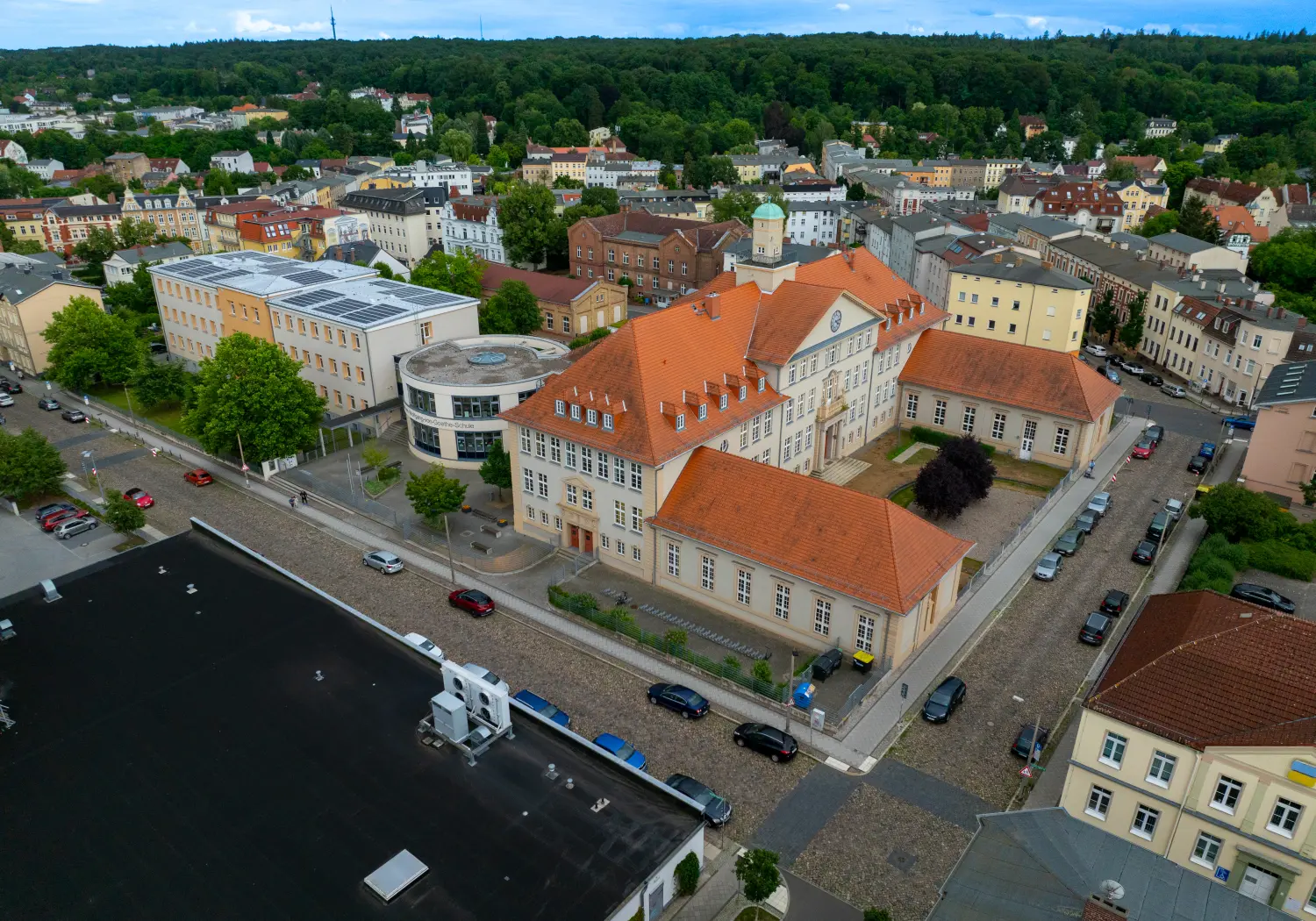 Drohnenblick, Luftbildaufnahmen von Häusern/Grundstücken