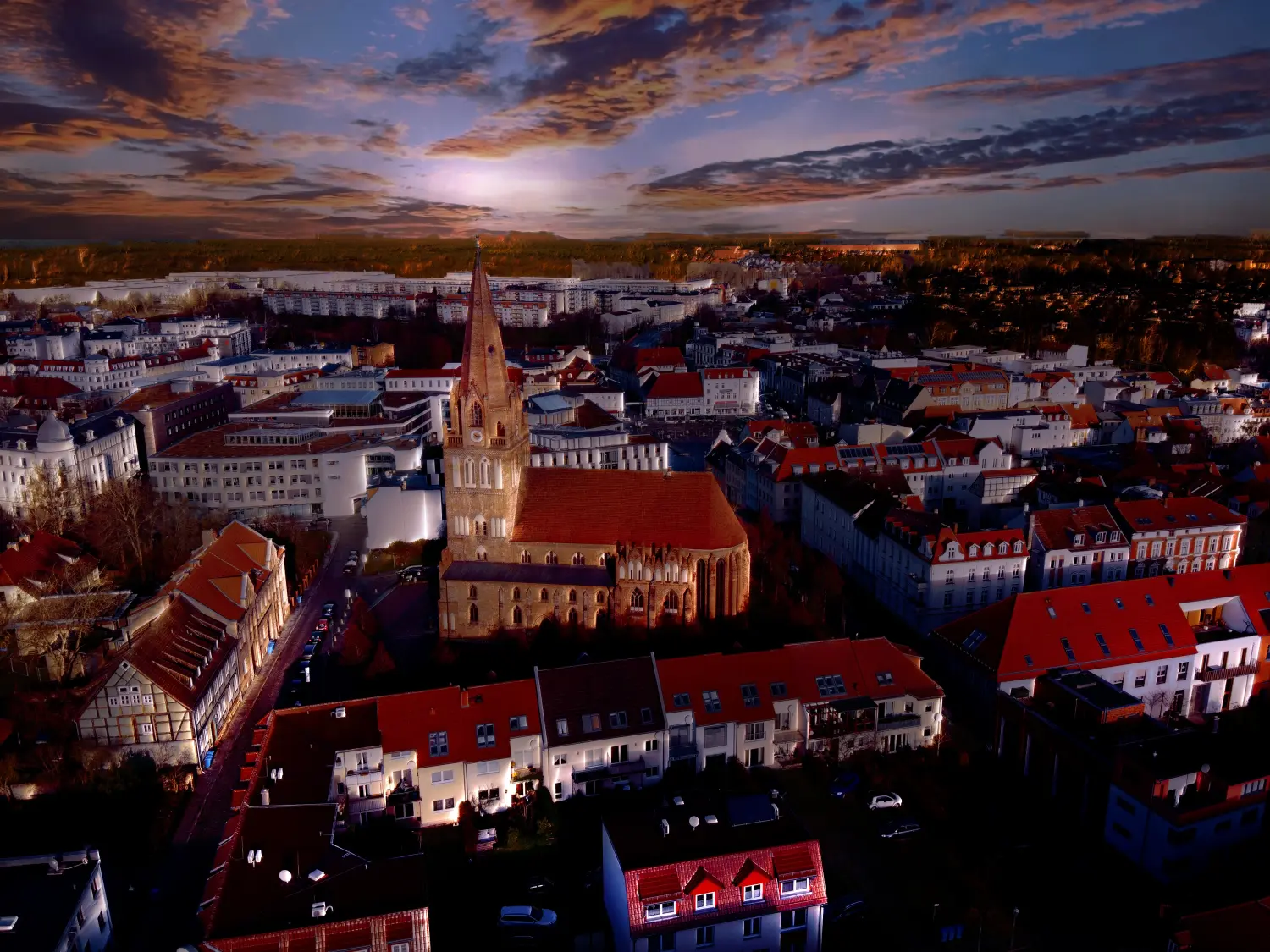 Drohnenblick, Luftbildaufnahmen von Häusern/Grundstücken